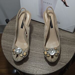 Zara Woman 2.011 suede Peep Toe Jewel Heels